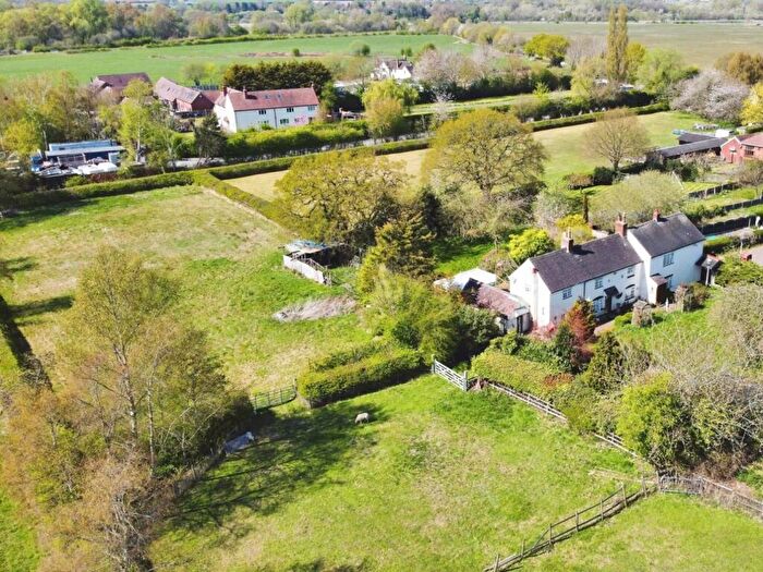 4 Bedroom Cottage For Sale In Birmingham Road, Coleshill, B46