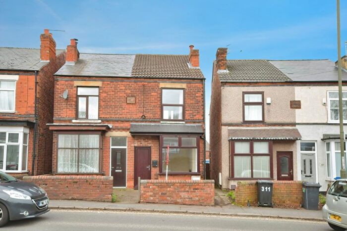 2 Bedroom Semi Detached House For Sale In Derby Road, Chesterfield, Derbyshire, S40