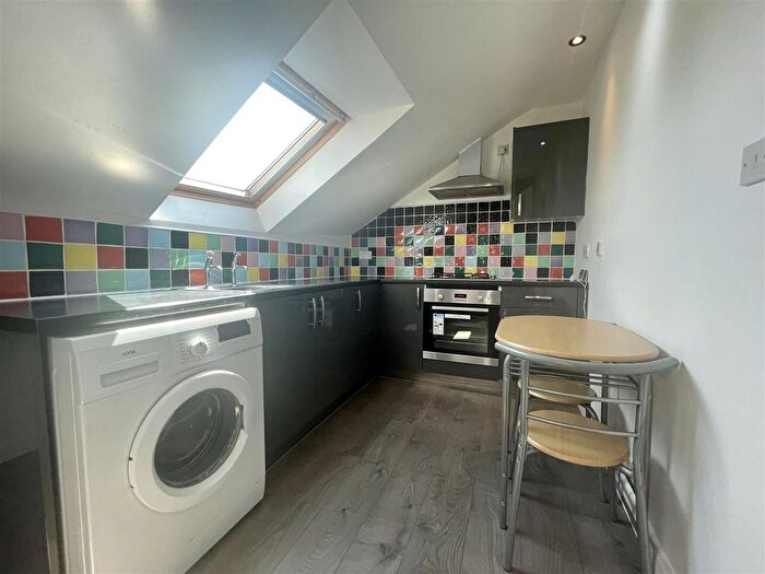 1 Bedroom Flat To Rent In High Street, Gateshead, NE8