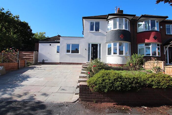 3 Bedroom Semi-detached House For Sale In Canterbury Road, Hale, WA15