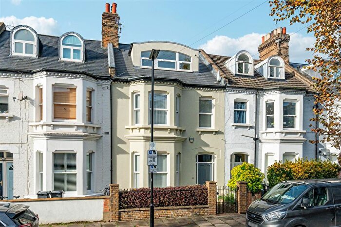 3 Bedroom Terraced House For Sale In Upham Park Road, London, W4