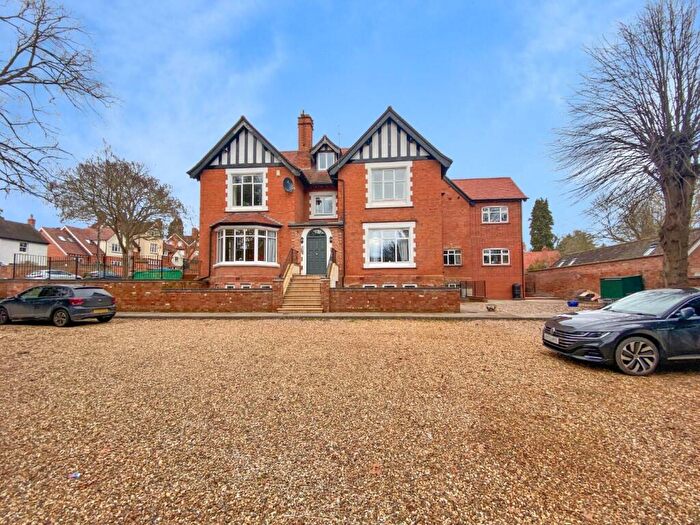2 Bedroom Apartment To Rent In Neville Court, Avenue Road, Stratford-upon-Avon, CV37
