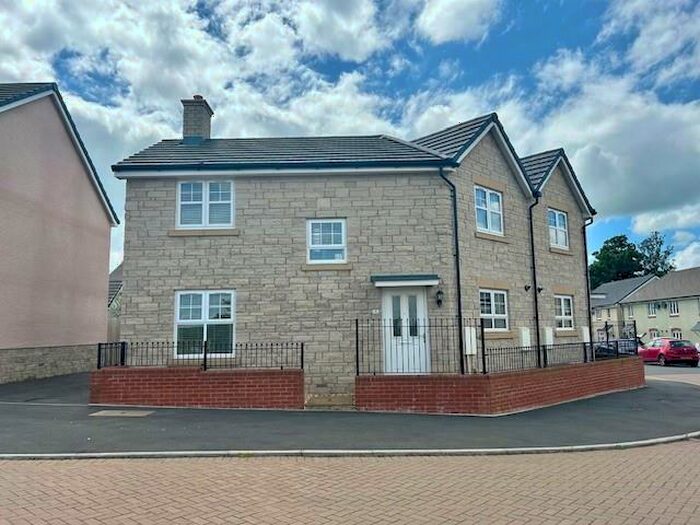 3 Bedroom Semi-Detached House To Rent In Dunraven Close, Clare Garden Village, Cowbridge, CF71