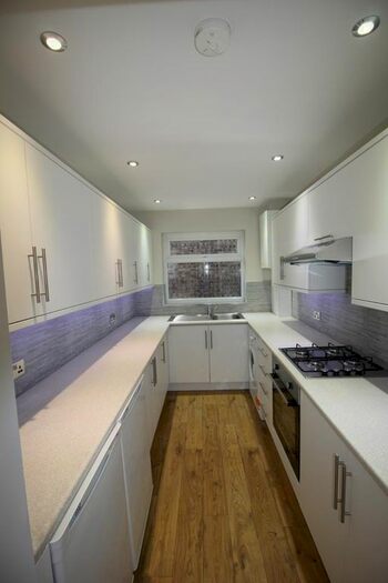 1 Bedroom Flat To Rent In Montague Road, London, SW19