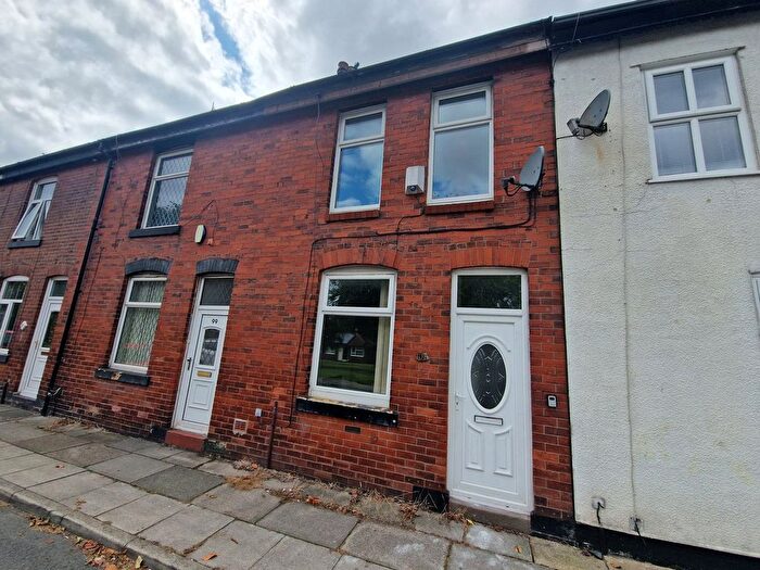 2 Bedroom Property To Rent In Alma Street, Radcliffe, Manchester, M26