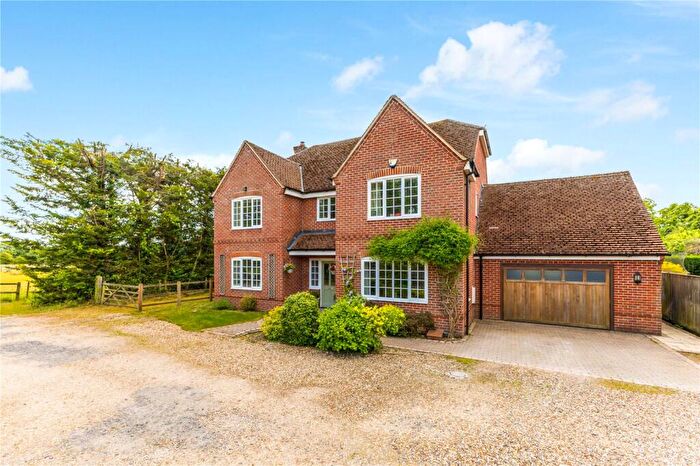 7 Bedroom Detached House For Sale In Warren Road, Newbury, Berkshire, RG14