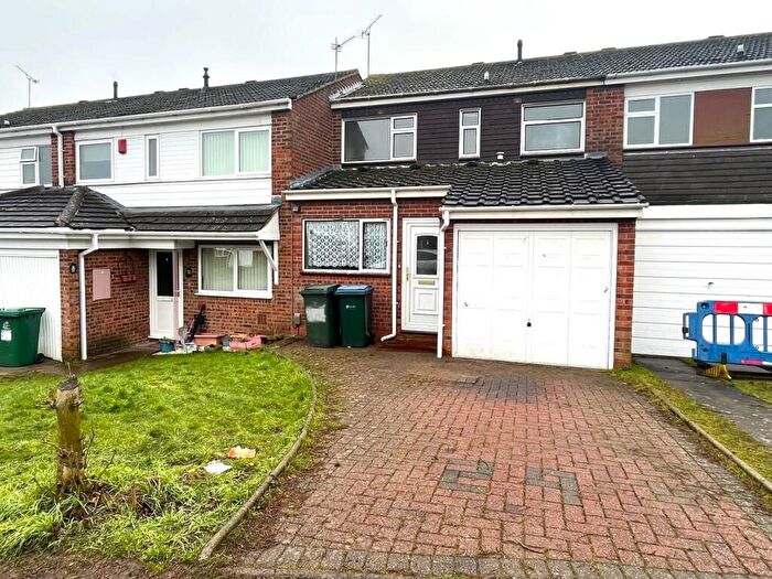 3 Bedroom Terraced House To Rent In Wimborne Drive, Clifford Park, CV2