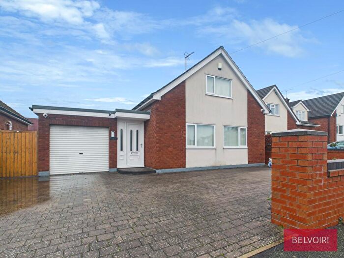 4 Bedroom Detached House To Rent In Denning Road, Borras, LL12