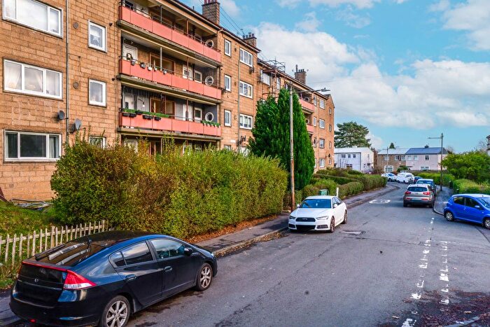 3 Bedroom Flat For Sale In Parkneuk Road, Mansewood, Glasgow, G43