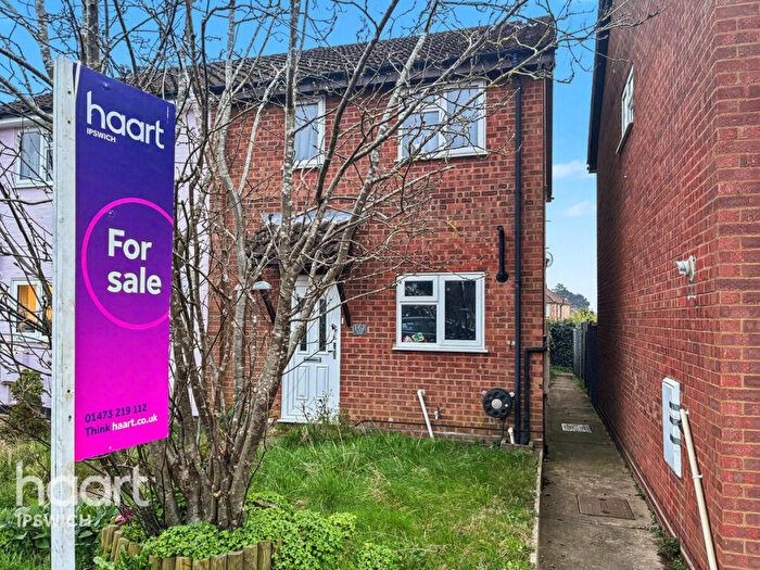 3 Bedroom End Of Terrace House For Sale In Dover Road, Ipswich, IP3