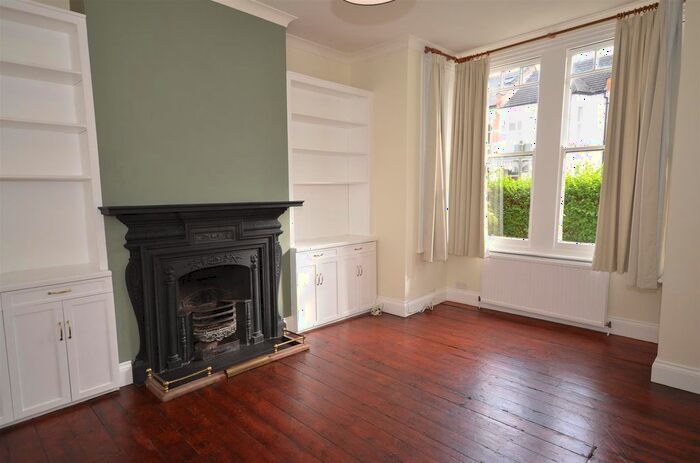 2 Bedroom Flat To Rent In Huntingdon Road, N2