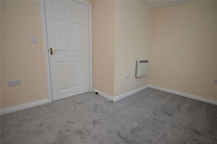 2 Bedroom Apartment To Rent In Padstow Road, Churchward, Swindon, SN2