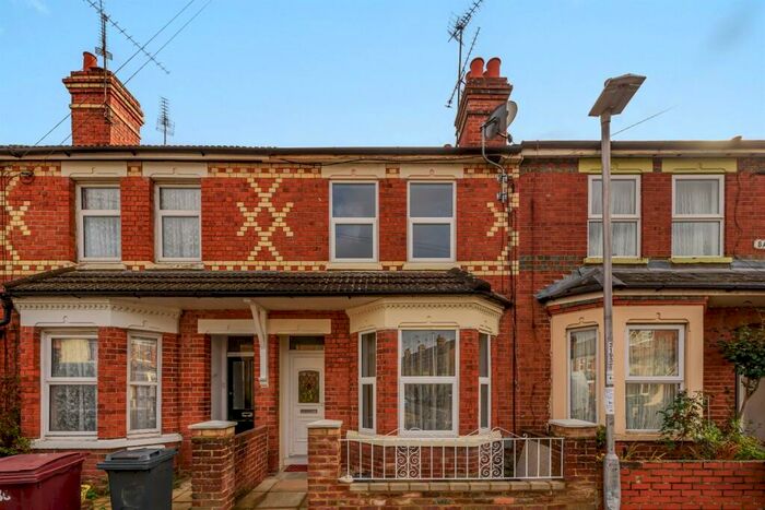 3 Bedroom Terraced House To Rent In Salisbury Road, Reading, RG30