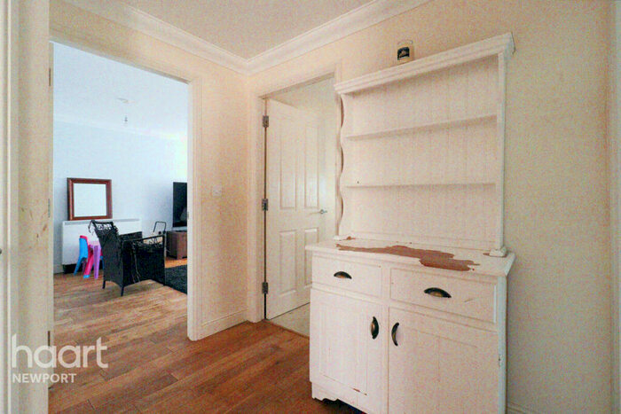 2 Bedroom Apartment For Sale In Alicia Crescent, Newport, NP20