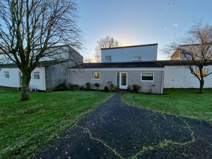 3 Bedroom Property To Rent In Old Schoolhouse Lane, Houston, Johnstone, PA6