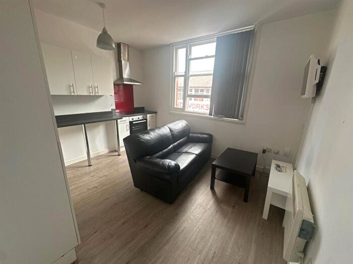 2 Bedroom Apartment To Rent In Apt Wheatsheaf Apts, S2