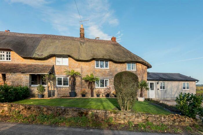 3 Bedroom Semi-Detached House For Sale In Clift Lane, Toller Porcorum, Dorchester, DT2