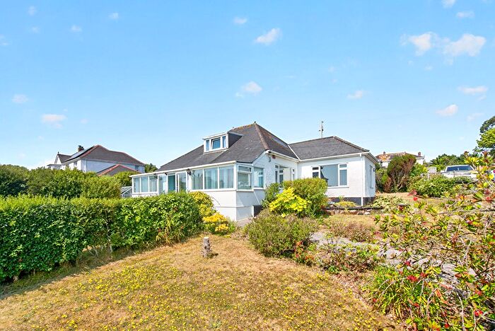 4 Bedroom Bungalow For Sale In North Corner, Helston, Cornwall, TR12
