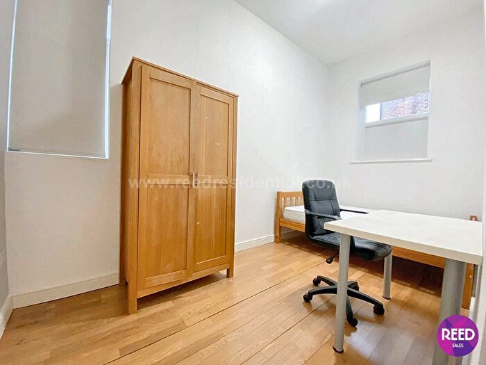 1 Bedroom Flat To Rent In Derby Road, Nottingham, NG7