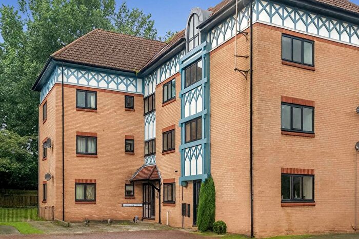 3 Bedroom Maisonette To Rent In Prudhoe Court, Newcastle Upon Tyne, NE3