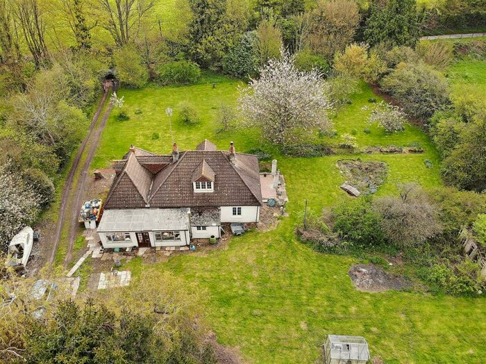 3 Bedroom Detached House For Sale In Great Buckland, Luddesdown, Gravesend, DA13