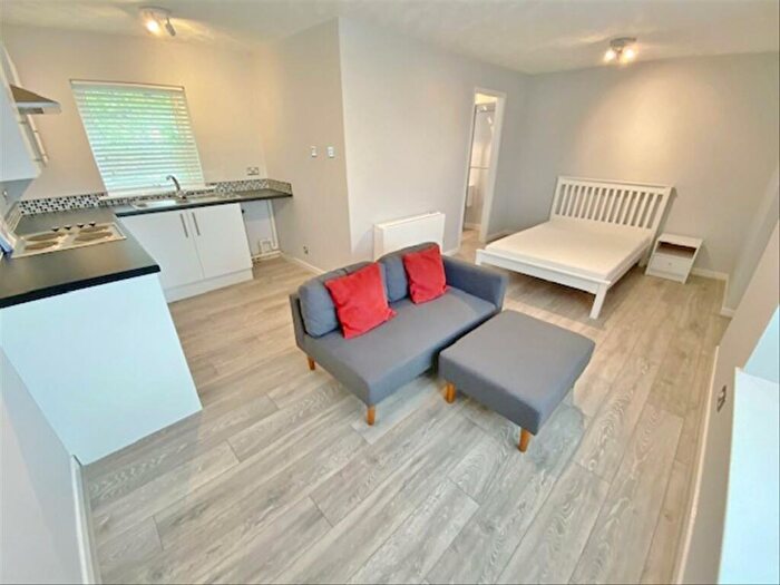 Flat To Rent In Longley Close, Fulwood, Preston, PR2