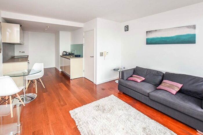 1 Bedroom Flat To Rent In Beetham Tower, Deansgate, Manchester, M3