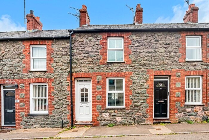 2 Bedroom Terraced House For Sale In Tan Y Graig, Bangor, Gwynedd, LL57