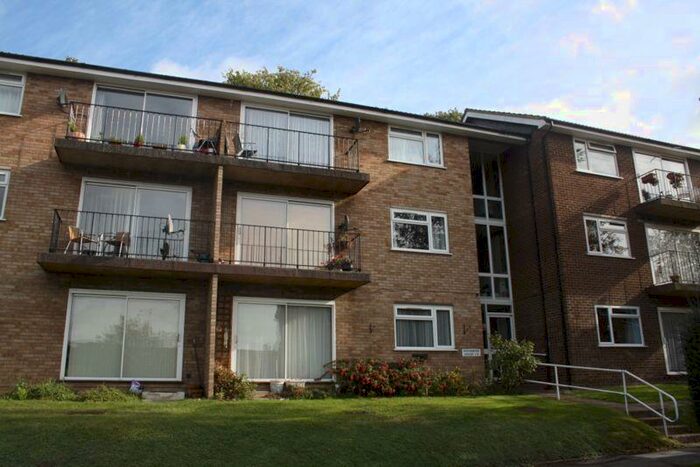 2 Bedroom Flat To Rent In Laurel Drive, High Wycombe, HP11