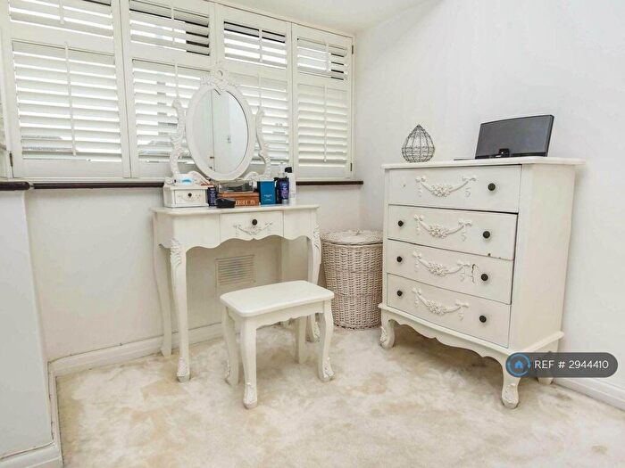2 Bedroom Terraced House To Rent In Elm Park Avenue, Hornchurch, RM12