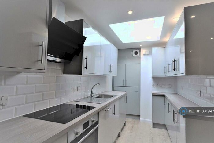 2 Bedroom Flat To Rent In Waldo Works, London, NW10