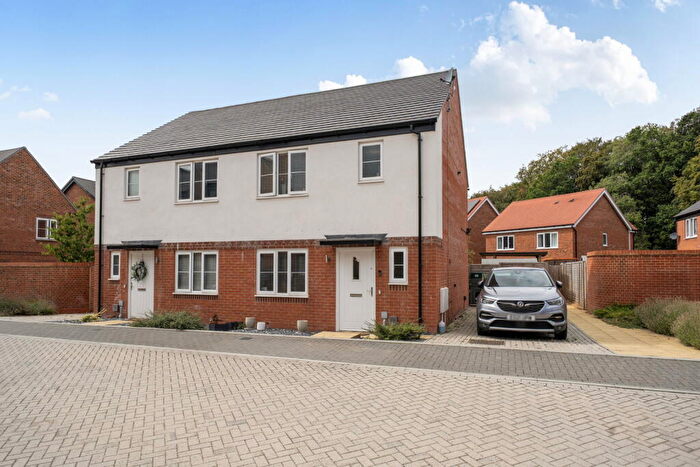 3 Bedroom Semi-Detached House For Sale In Copper Place, Basingstoke, RG23