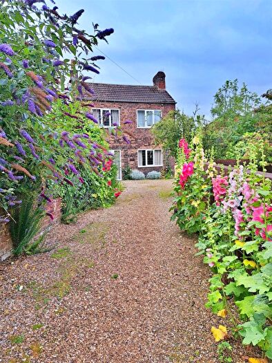 4 Bedroom Detached House For Sale In Norwood, Beverley, HU17