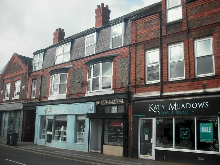 3 Bedroom Maisonette To Rent In Market Street, Hoylake, CH47