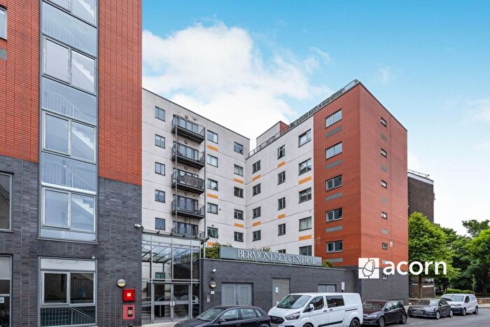 3 Bedroom Flat To Rent In Maltby Street, London, SE1