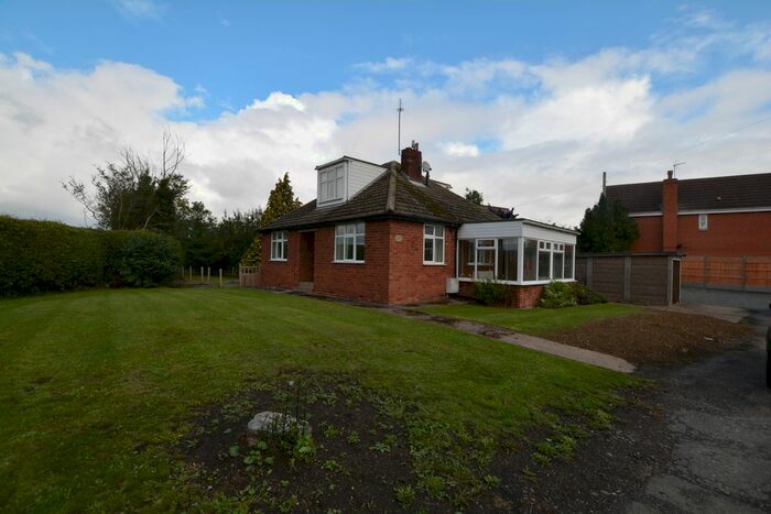 3 Bedroom Detached Bungalow To Rent In Water Lane, Long Bennington, Newark, NG23