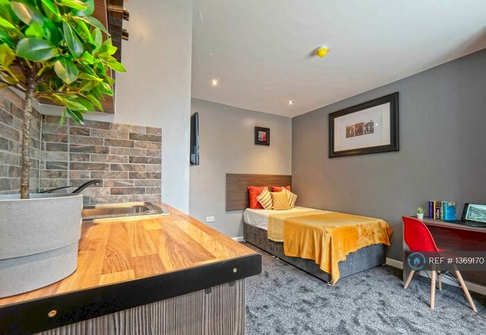 Studio To Rent In Sherwood Road, Harrow, HA2