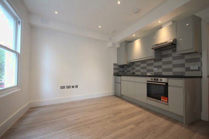 1 Bedroom Apartment To Rent In Hackney Road, London, E2