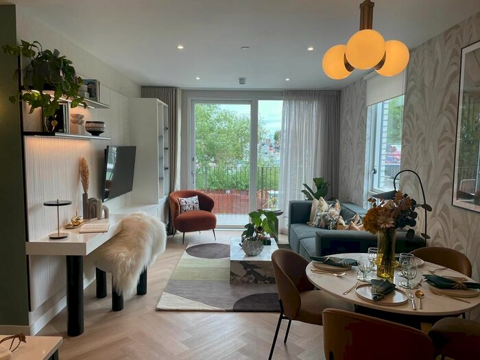 2 Bedroom Flat For Sale In Lindley House, Silkstream, The Hyde, Hendon, NW9