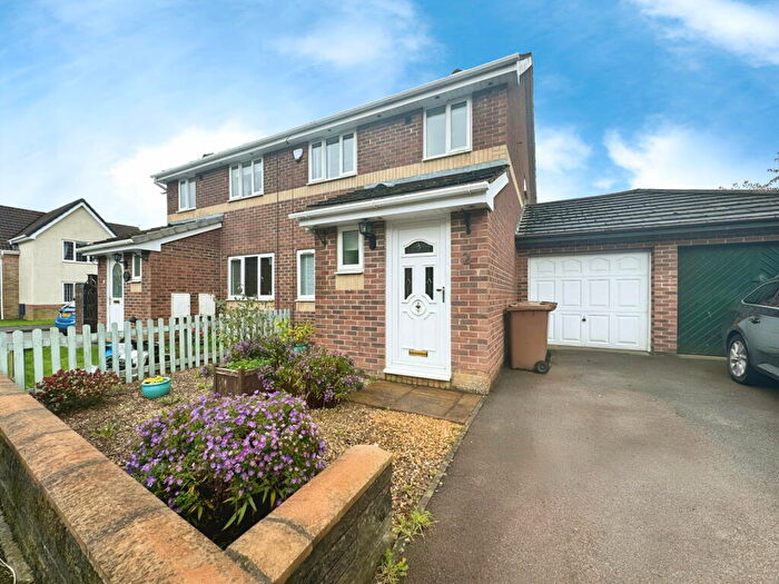 3 Bedroom Semi-Detached House For Sale In Chestnut Close, Machen, Caerphilly, CF83