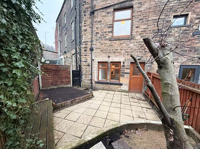 3 Bedroom Terraced House For Sale In Bacup Road, Todmorden, OL14