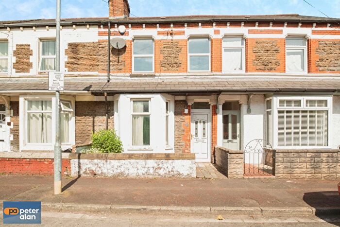 3 Bedroom Terraced House For Sale In Leckwith Place, Cardiff, CF11