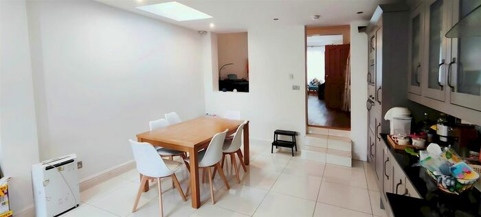 3 Bedroom Property To Rent In Bertram Road, Enfield, EN1