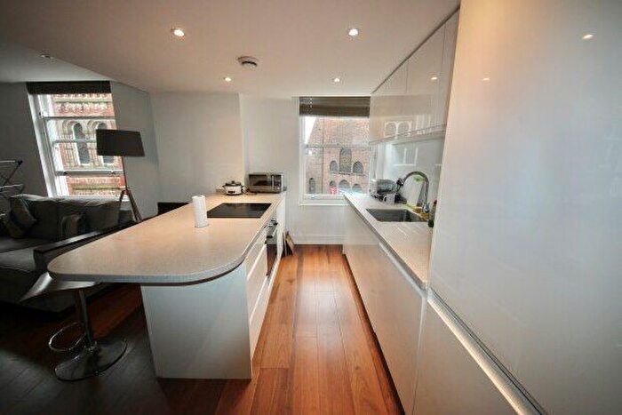 2 Bedroom Flat To Rent In Clifford Street, York, YO1