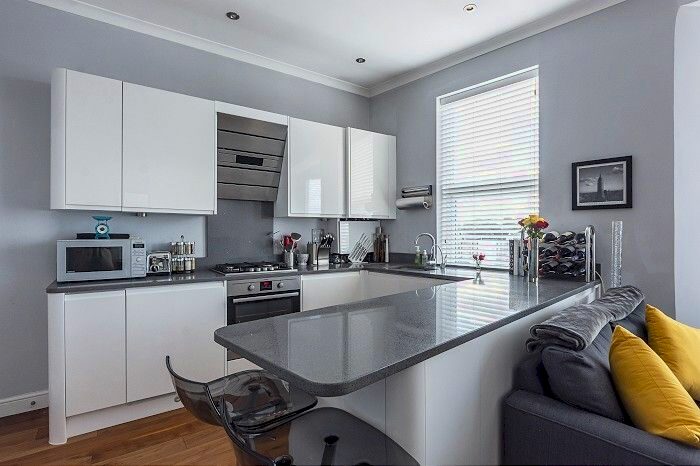 2 Bedroom Flat To Rent In Pages Lane, London, N10