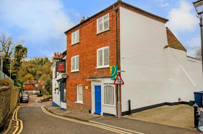 3 Bedroom Cottage To Rent In Mill Lane, Godalming, GU7