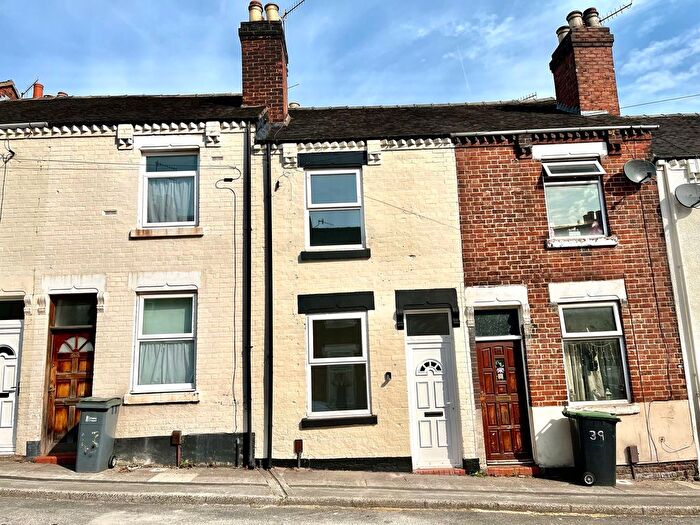 2 Bedroom Terraced House To Rent In Lewis Street, Stoke-On-Trent, ST4