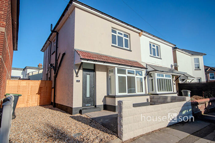 3 Bedroom Semi Detached House For Sale In Parker Road, Bournemouth, BH9