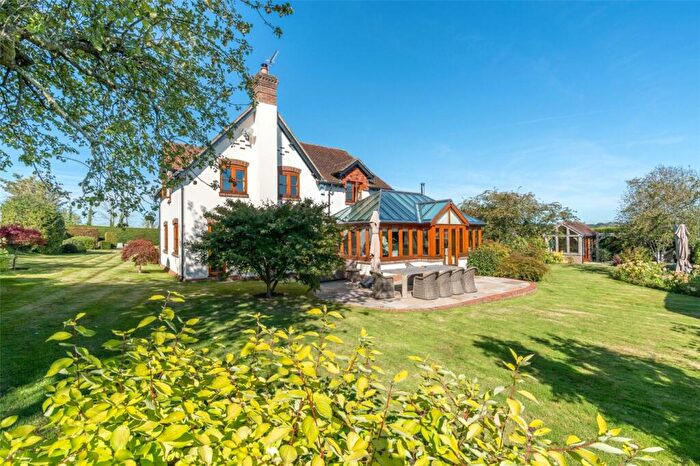 6 Bedroom Detached House For Sale In Willett Road, Ashington, Wimborne, Dorset, BH21