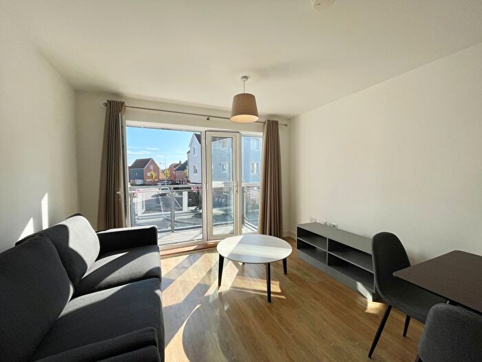 1 Bedroom Flat To Rent In Turnpike Lane, Faygate, Horsham, RH12